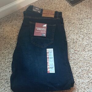 Izod NWT men’s jeans